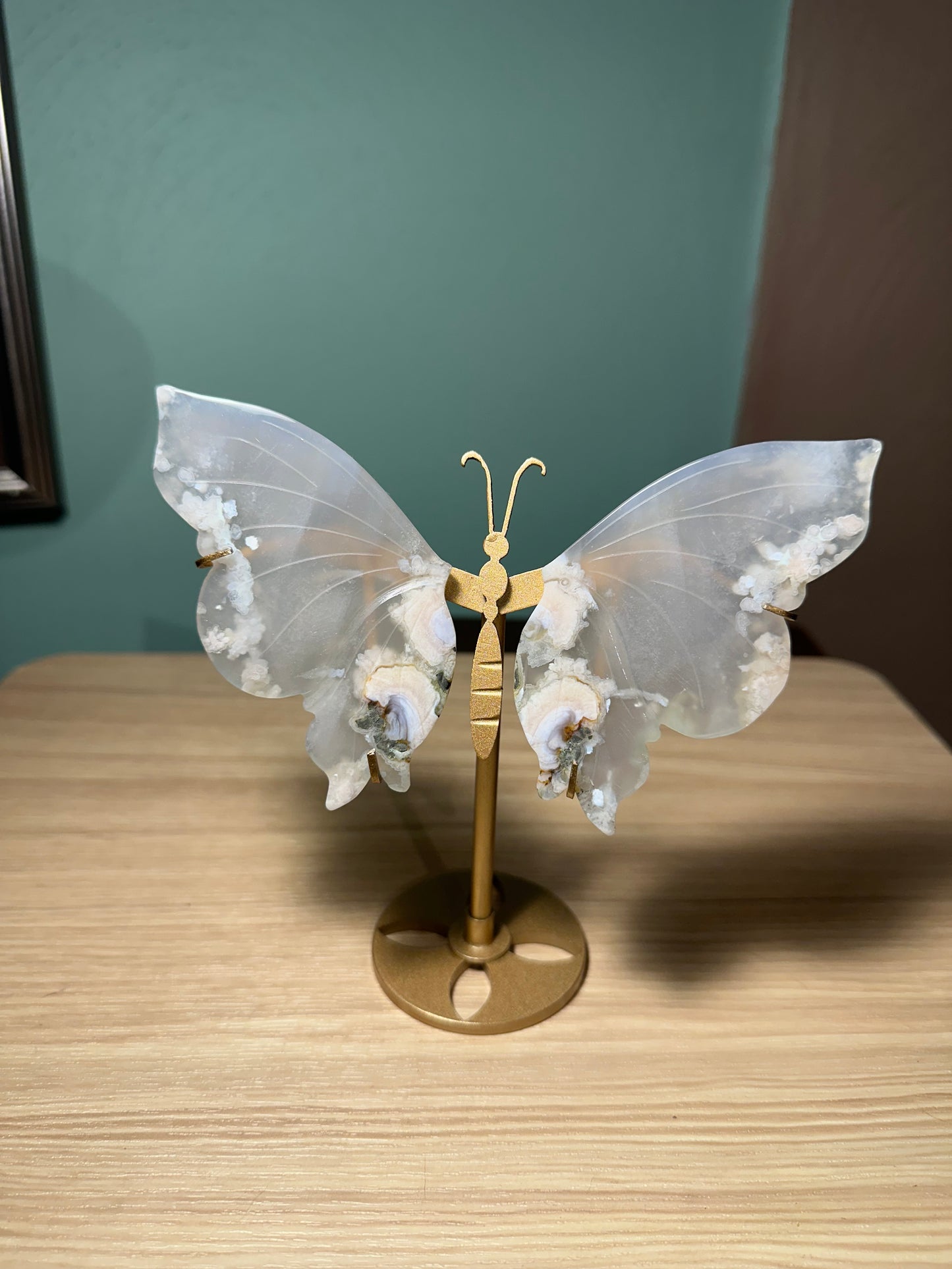 Flower Agate Butterfly with stand