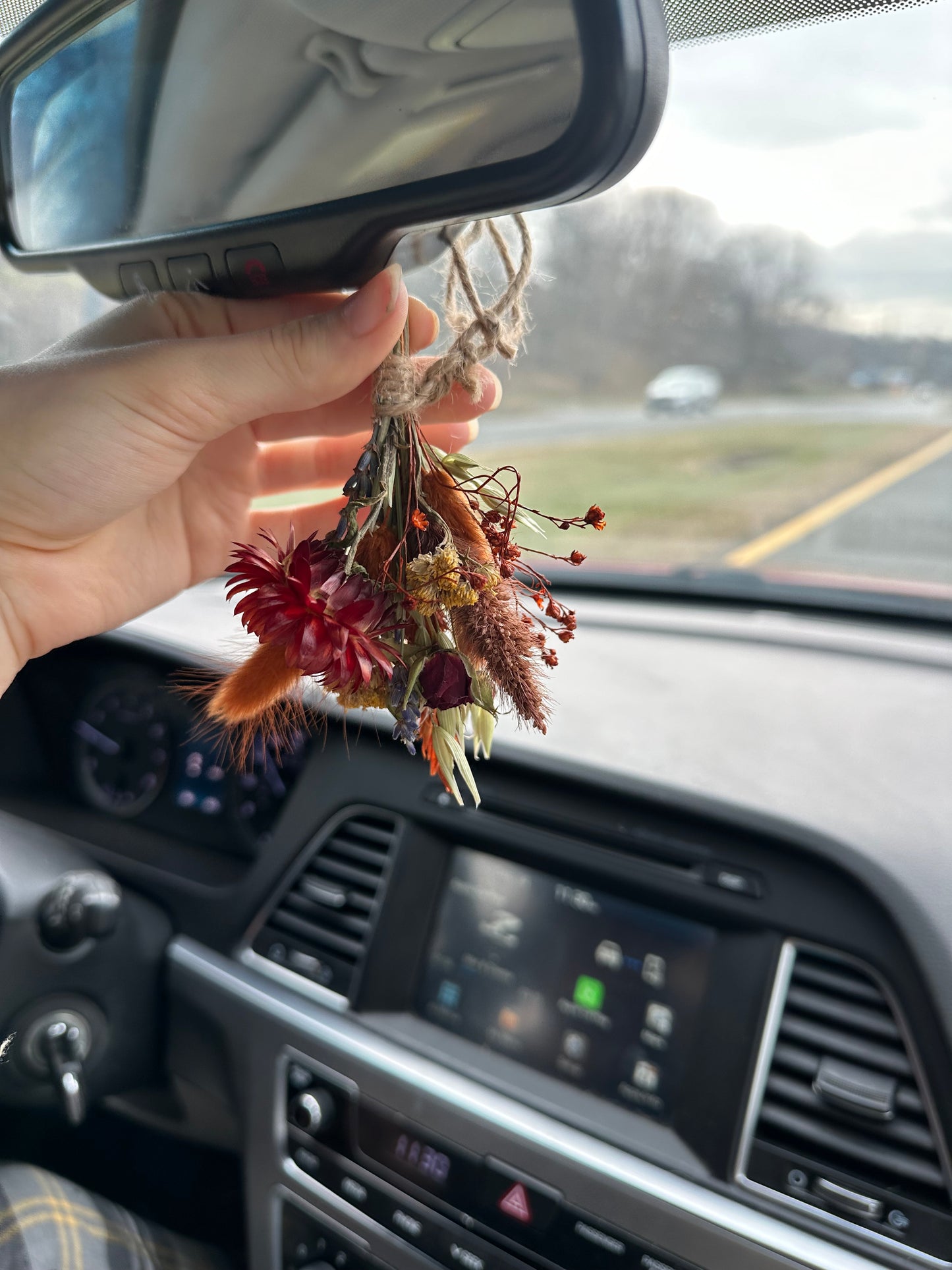 Autumn dried car bouquet