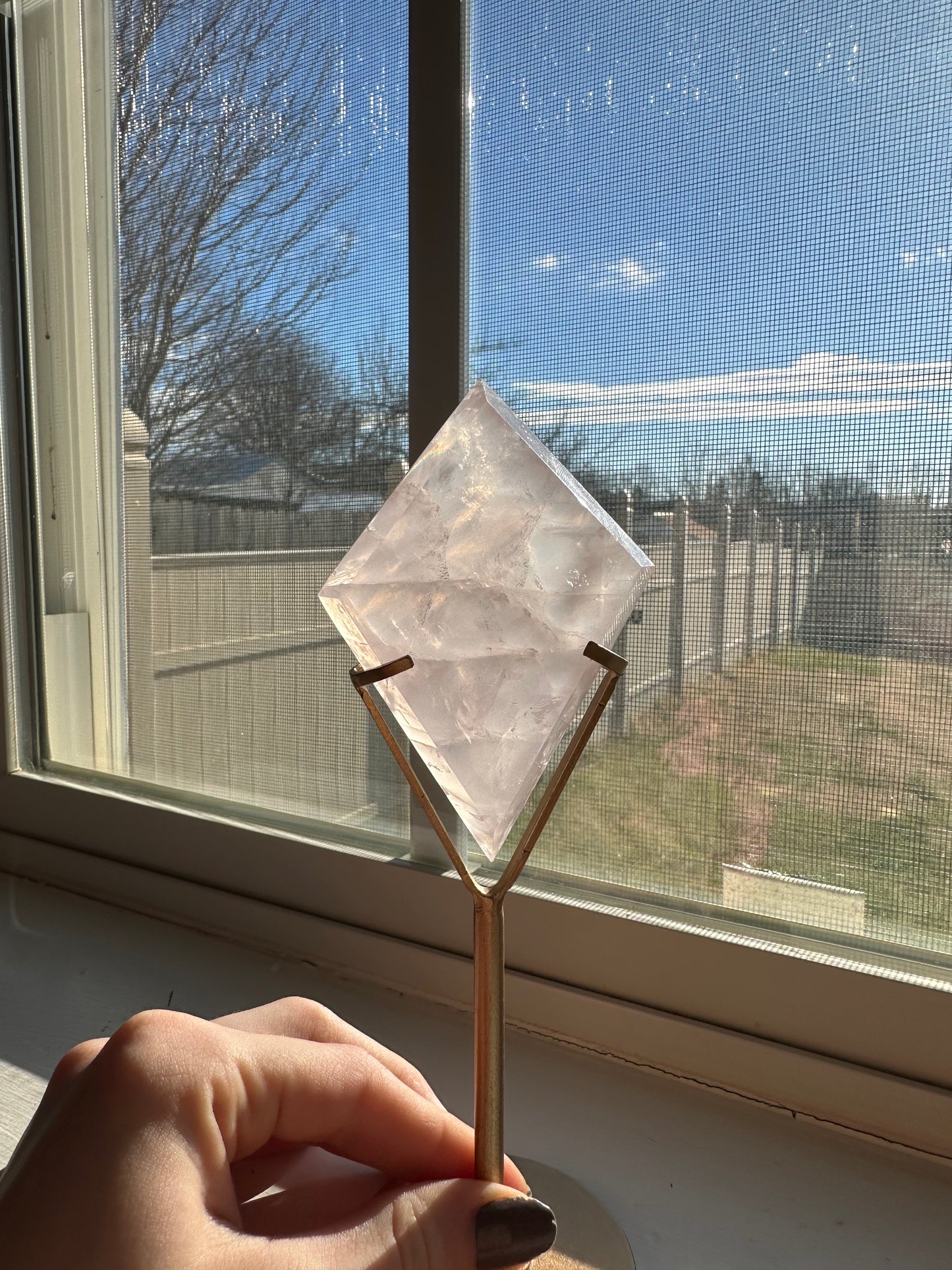 Rose Quartz Diamond + stand