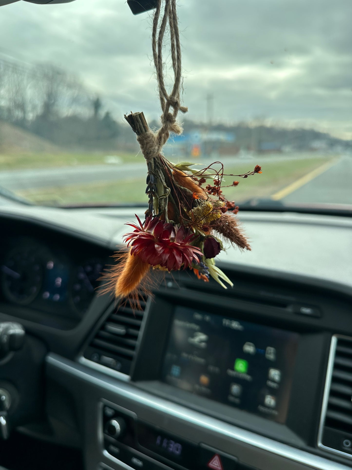 Autumn dried car bouquet