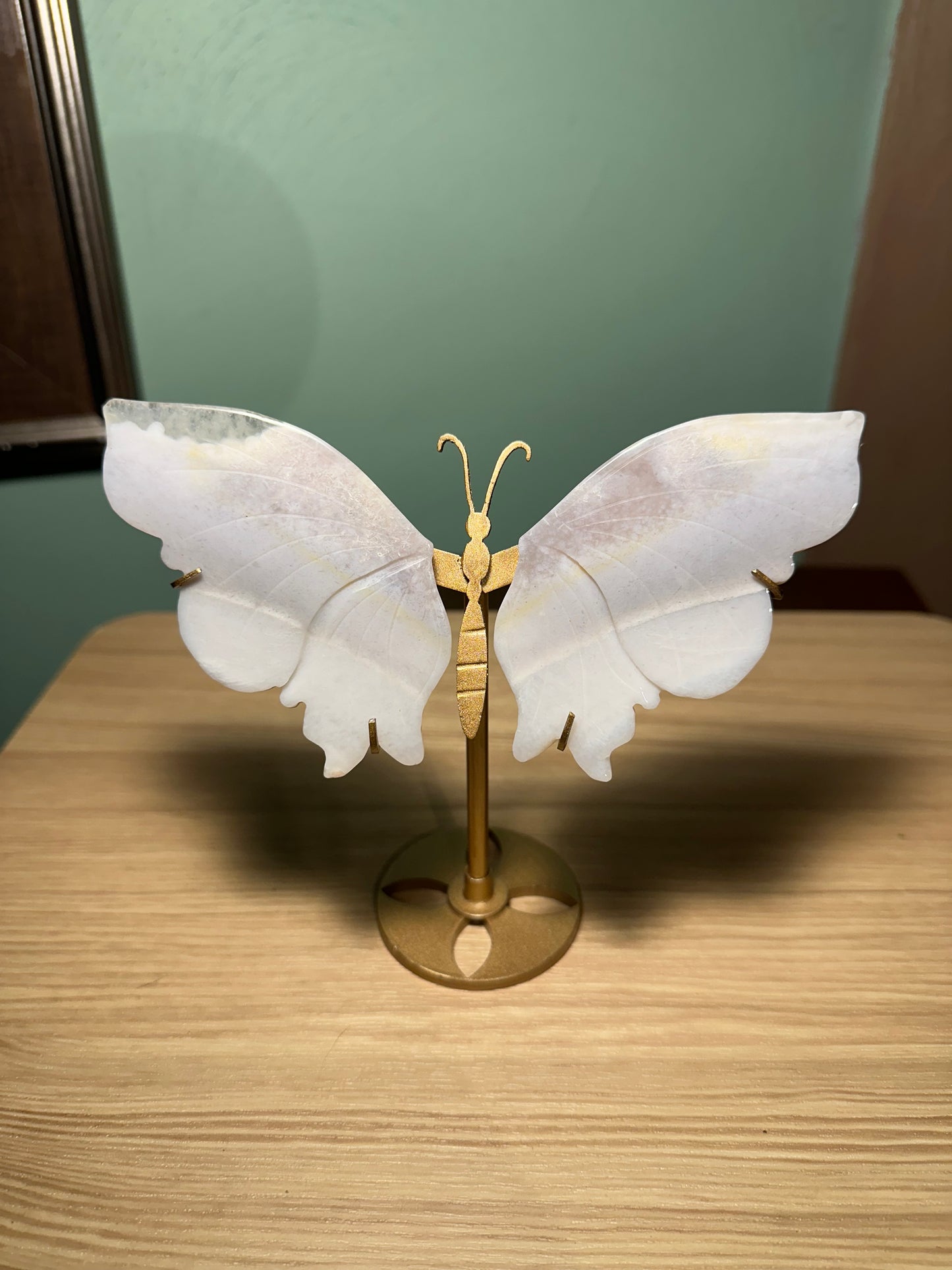 Flower Agate Butterfly with stand