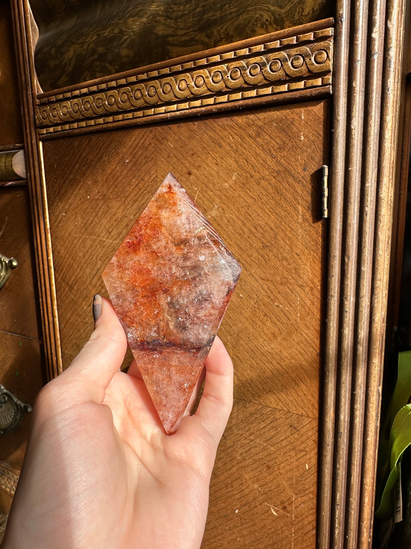 Fire Quartz Diamond + stand