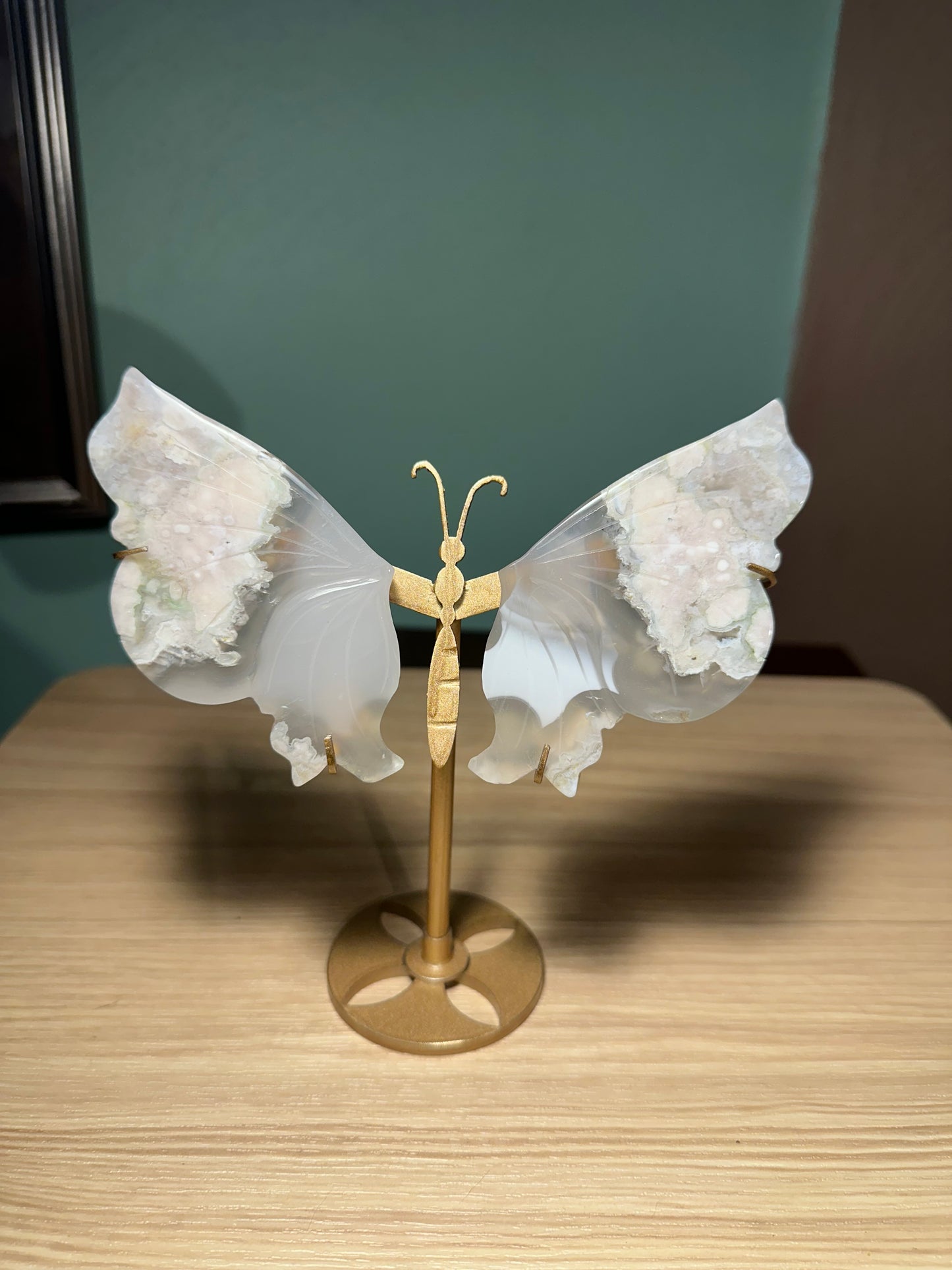 Flower Agate Butterfly with stand