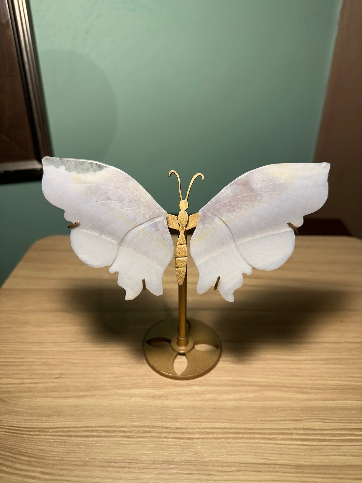 Flower Agate Butterfly with stand