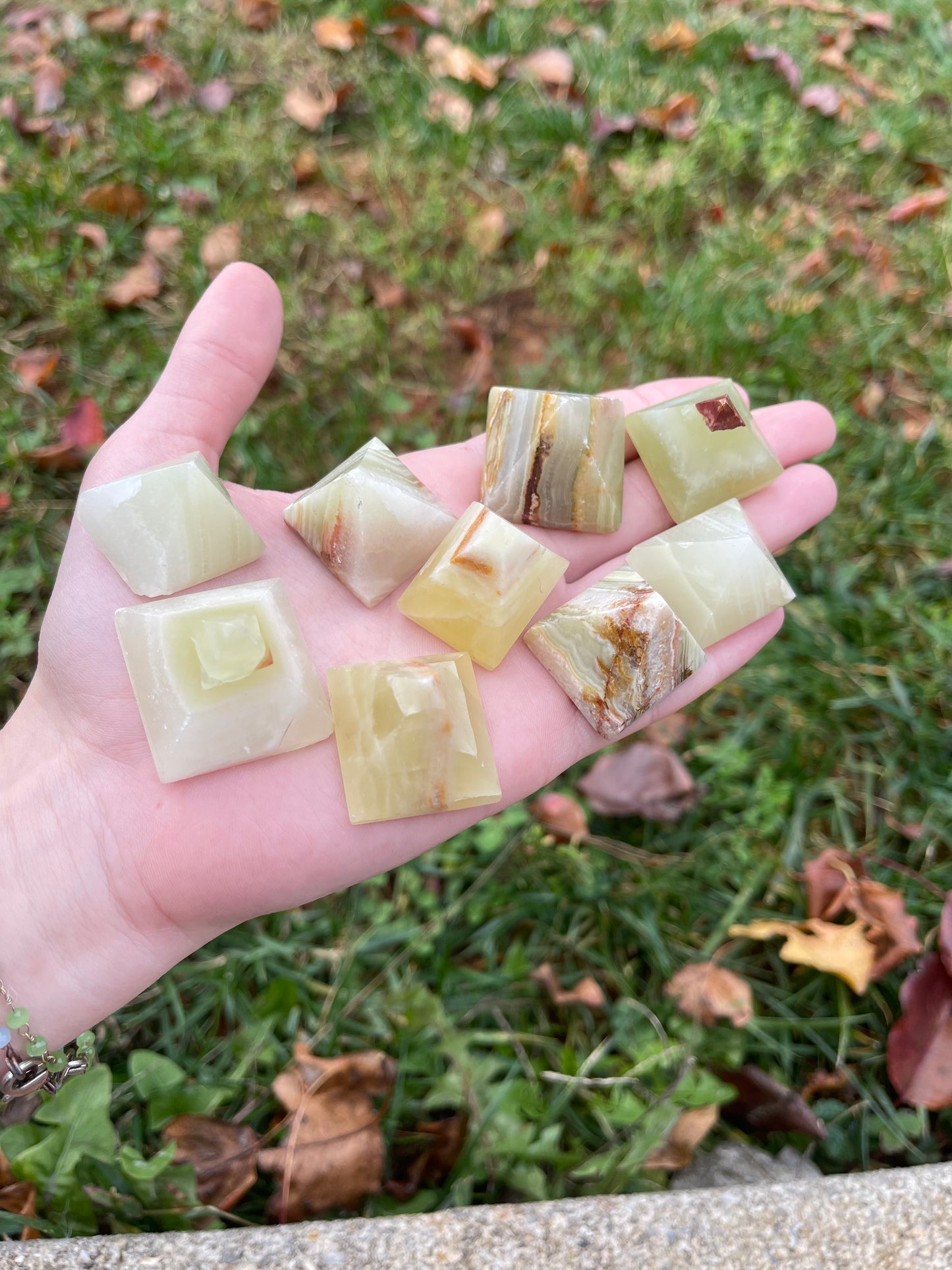 Green Onyx mini pyramid